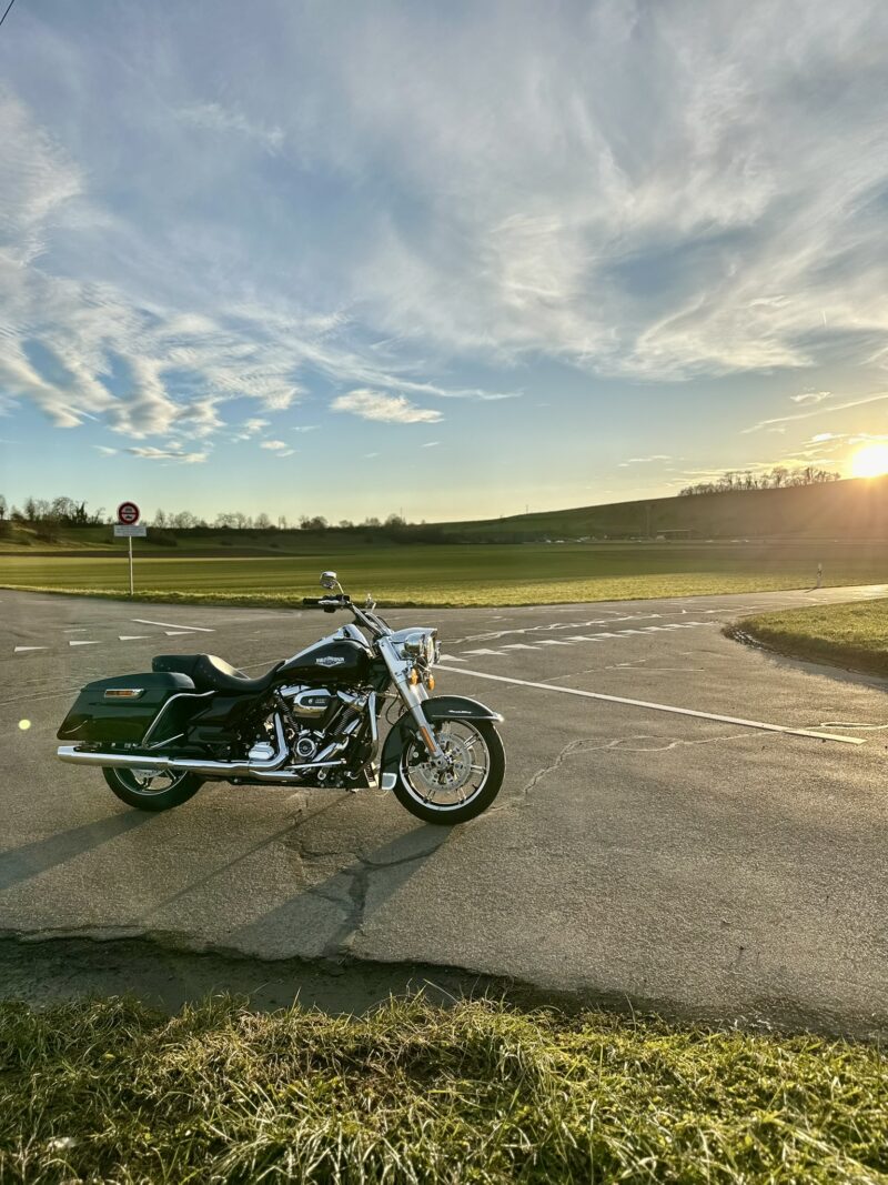 Harley Davidson FLHR Road King 107 – Bild 9